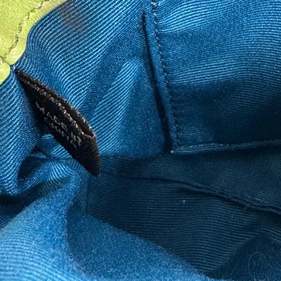 Coach Signature Lime Green Mini Convertible Shoulder/Wristlet bag - Picture 10 of 16